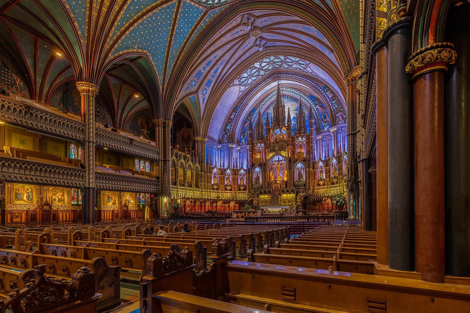 The blue-and-gold nave of Notre-Dame Basilica, Montréal