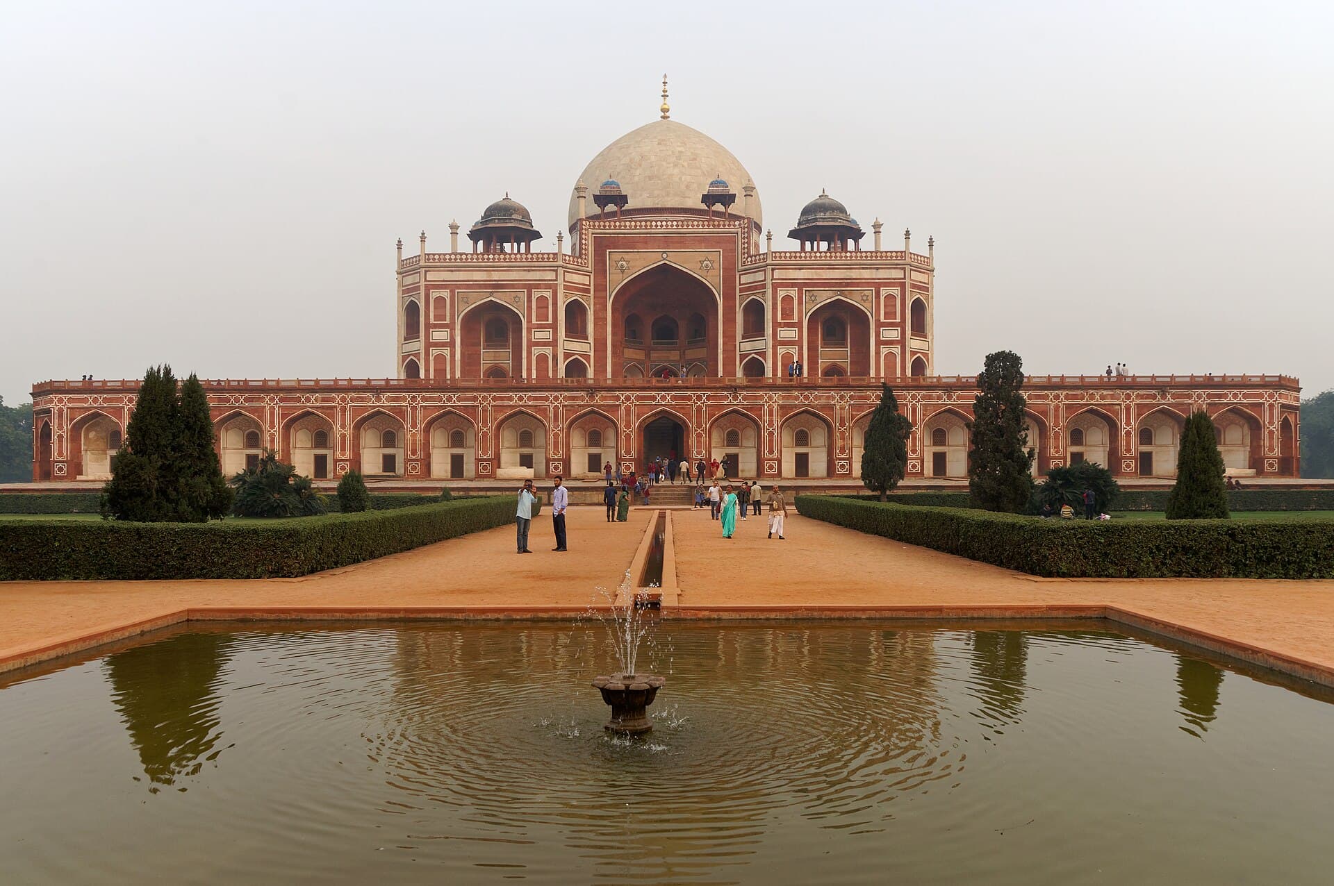 Humayun's Tomb glowing red and white in Delhi
